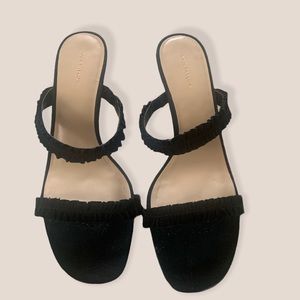 Black kitten heel sandal